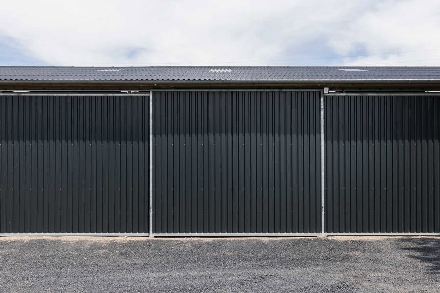 Lagerhalle Eternit Wellplatten