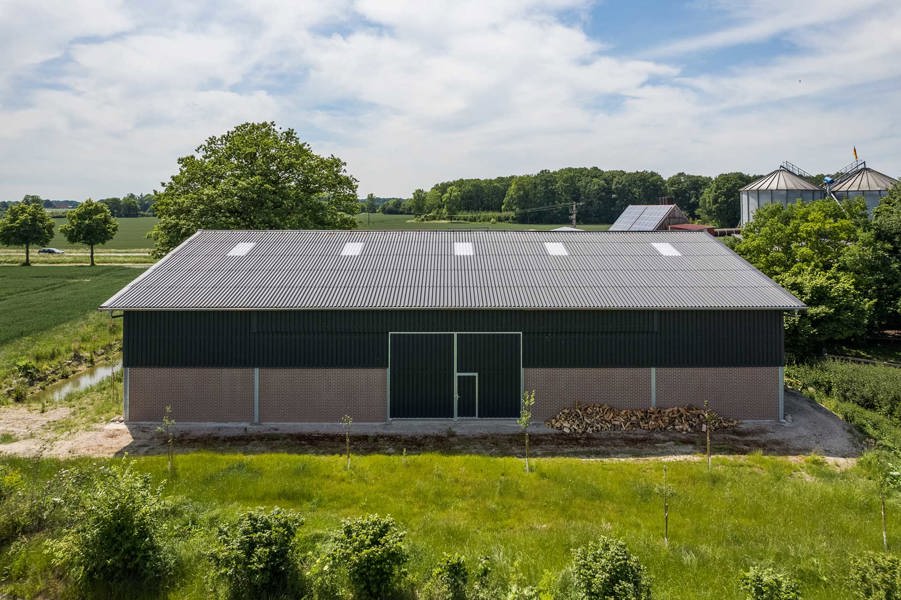Lagerhalle Eternit Wellplatten